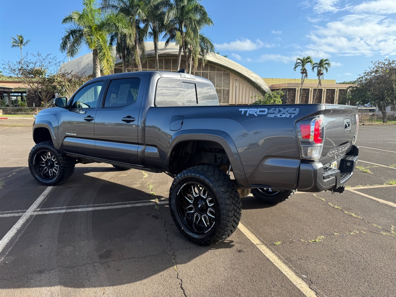 Toyota Tacoma SR5 Double Cab Super Long Bed V6 6AT 4WD 2023