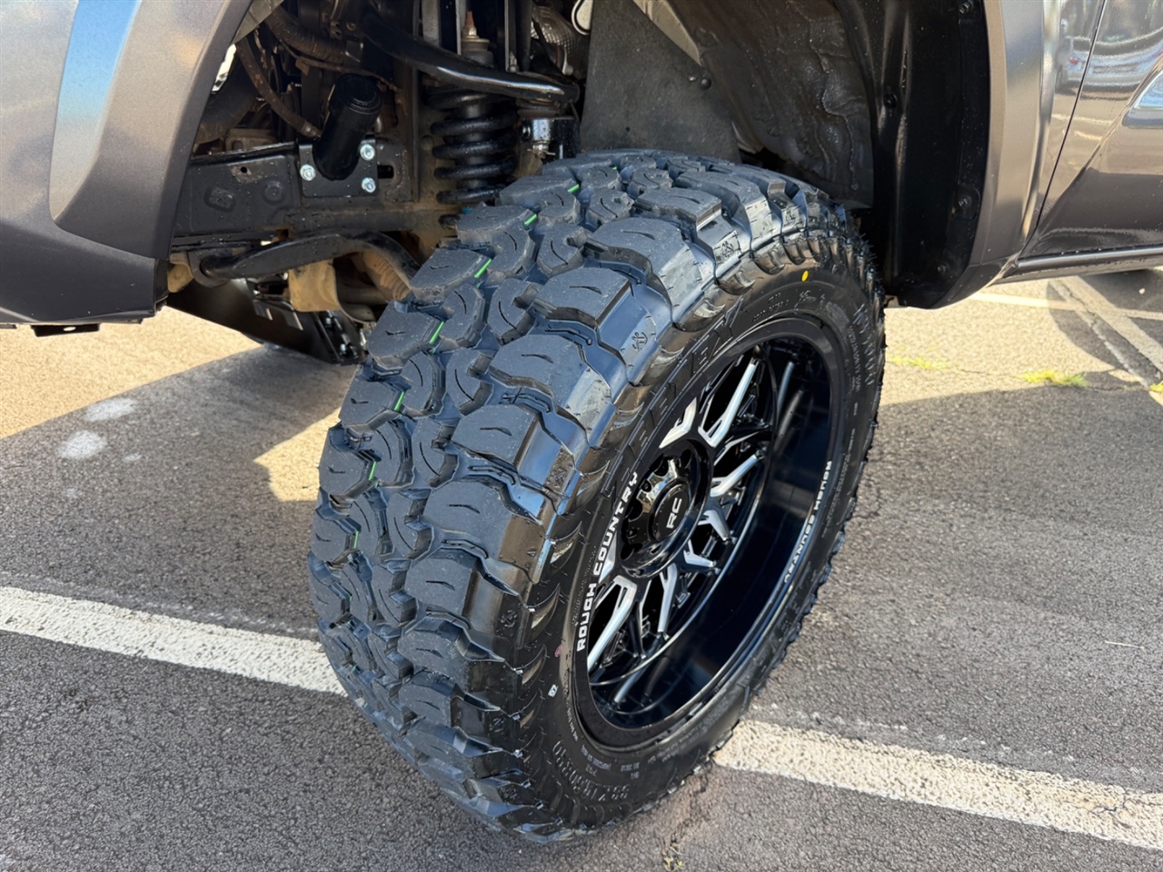 Toyota Tacoma SR5 Double Cab Super Long Bed V6 6AT 4WD 2023