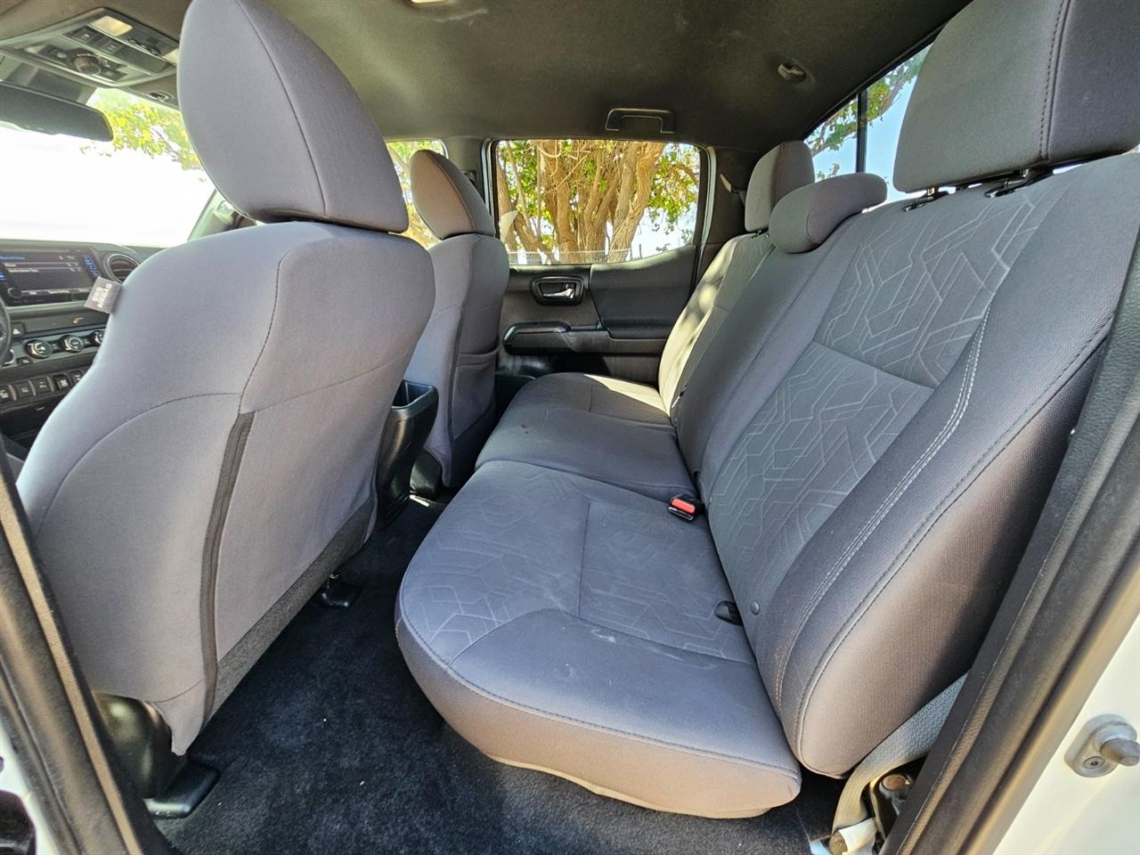 Toyota Tacoma SR5 Double Cab Long Bed V6 6AT 4WD 2019