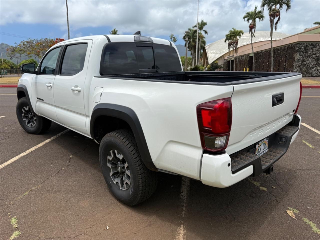 Toyota Tacoma TRD Off Road Double Cab 5' Bed V6 4x4 AT (Natl) 2019