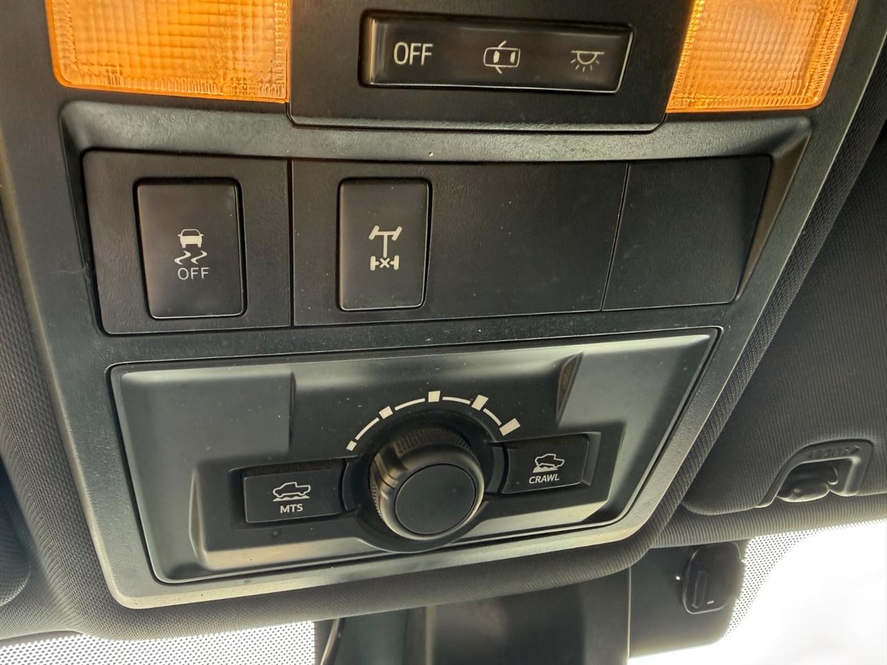 Toyota Tacoma TRD Off Road Double Cab 5' Bed V6 4x4 AT (Natl) 2019