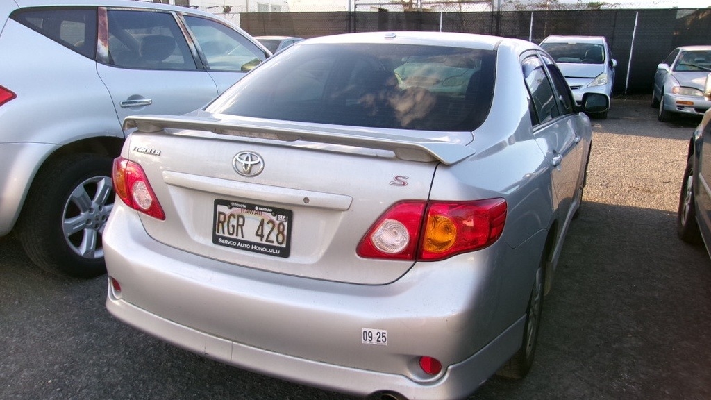 Toyota Corolla S 5-Speed MT 2010 Toyota Corolla S 5-Speed MT 2010