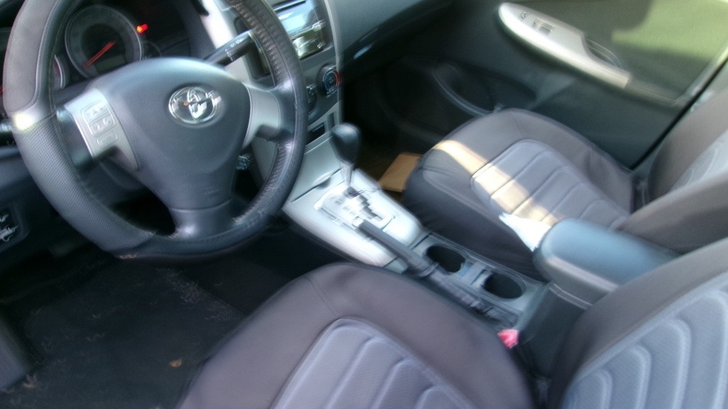 Toyota Corolla S 5-Speed MT 2010 Toyota Corolla S 5-Speed MT 2010