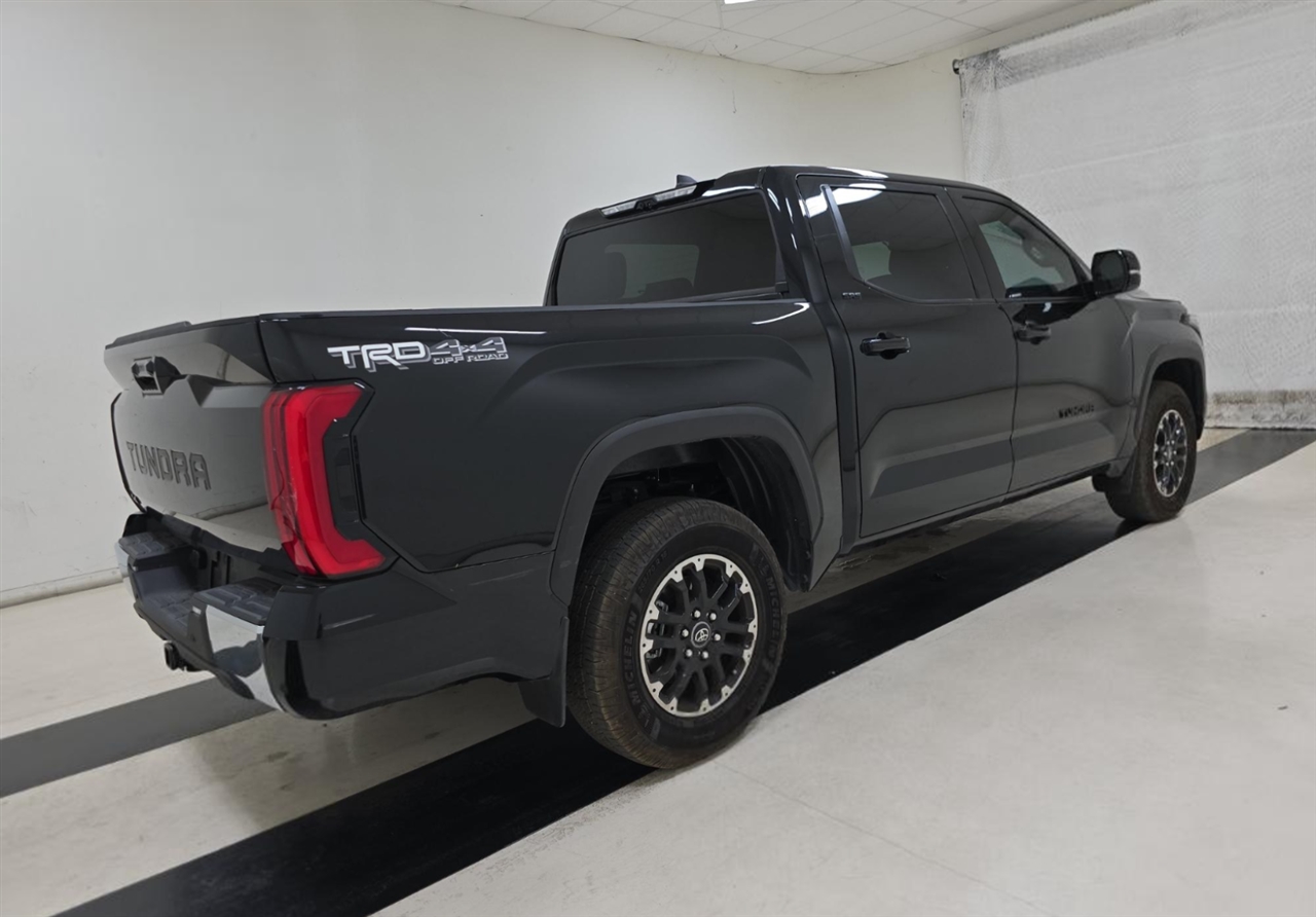 Toyota Tundra SR5 CrewMax 4WD 2025 Toyota Tundra SR5 CrewMax 4WD 2025