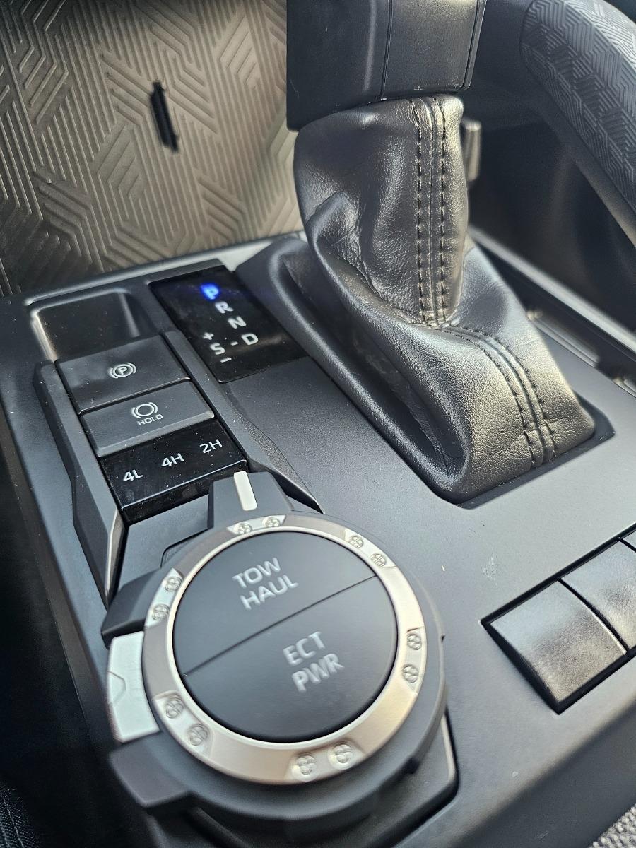 Toyota Tacoma TRD Sport Double Cab 4WD 2024
