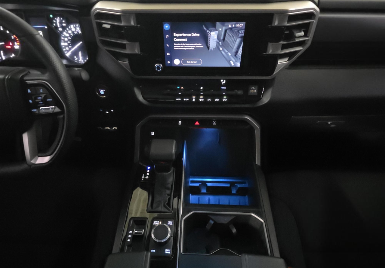 Toyota Tundra SR5 CrewMax 4WD 2024