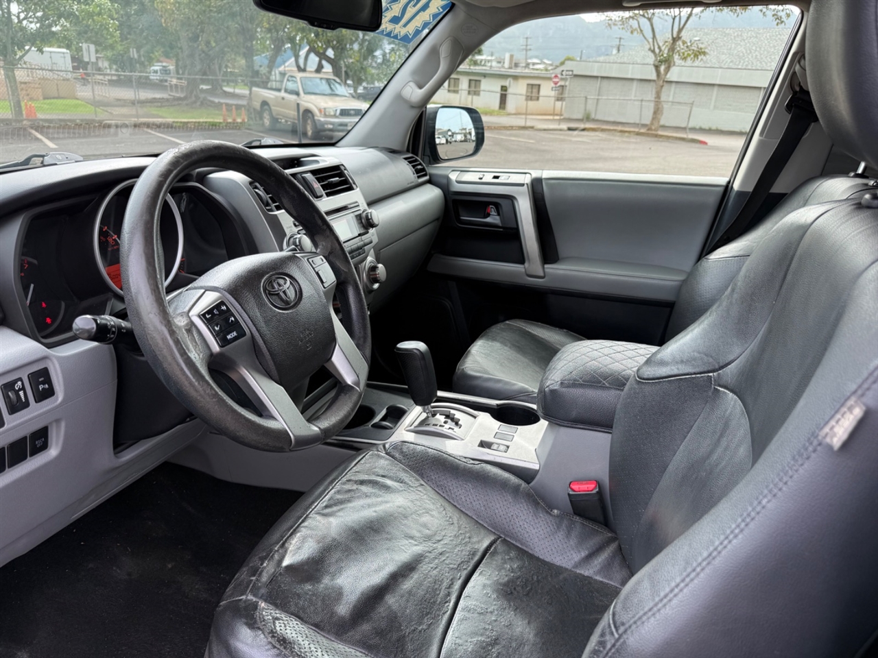 Toyota 4Runner SR5 2WD 2012