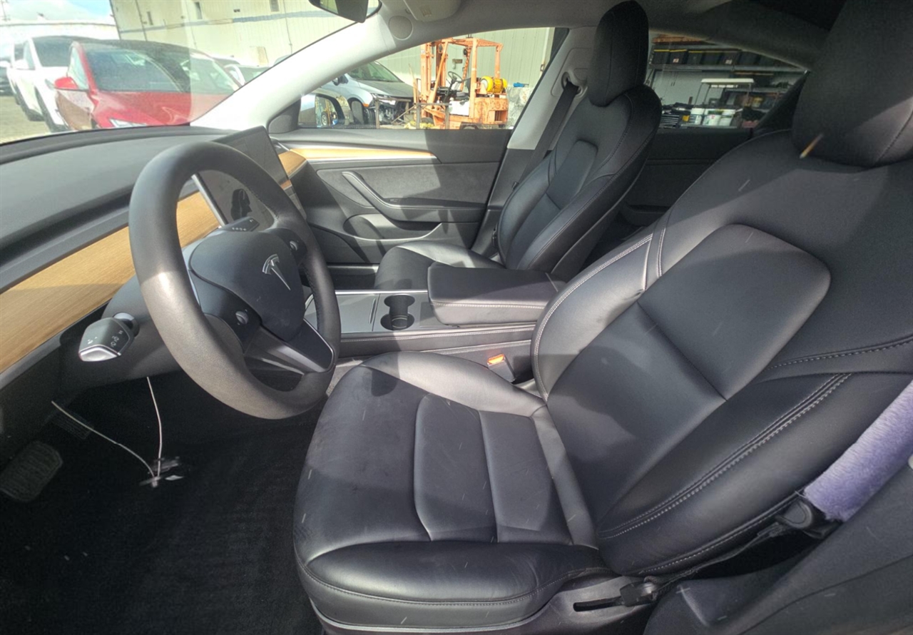 Tesla Model 3 Standard Range Plus 2021