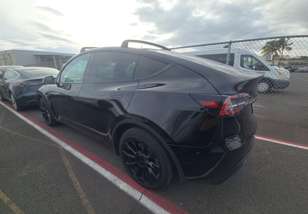 Tesla Model Y Long Range 2023