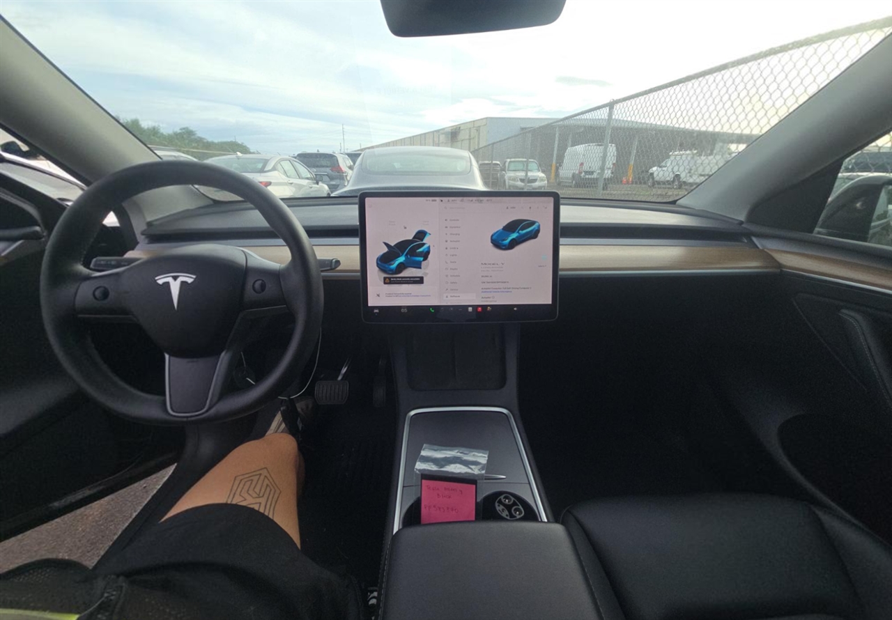 Tesla Model Y Long Range 2023