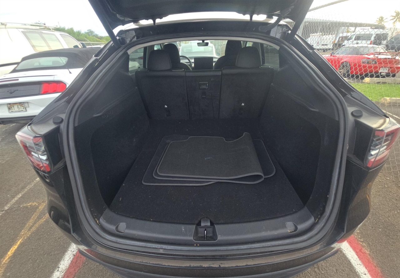 Tesla Model Y Long Range 2023