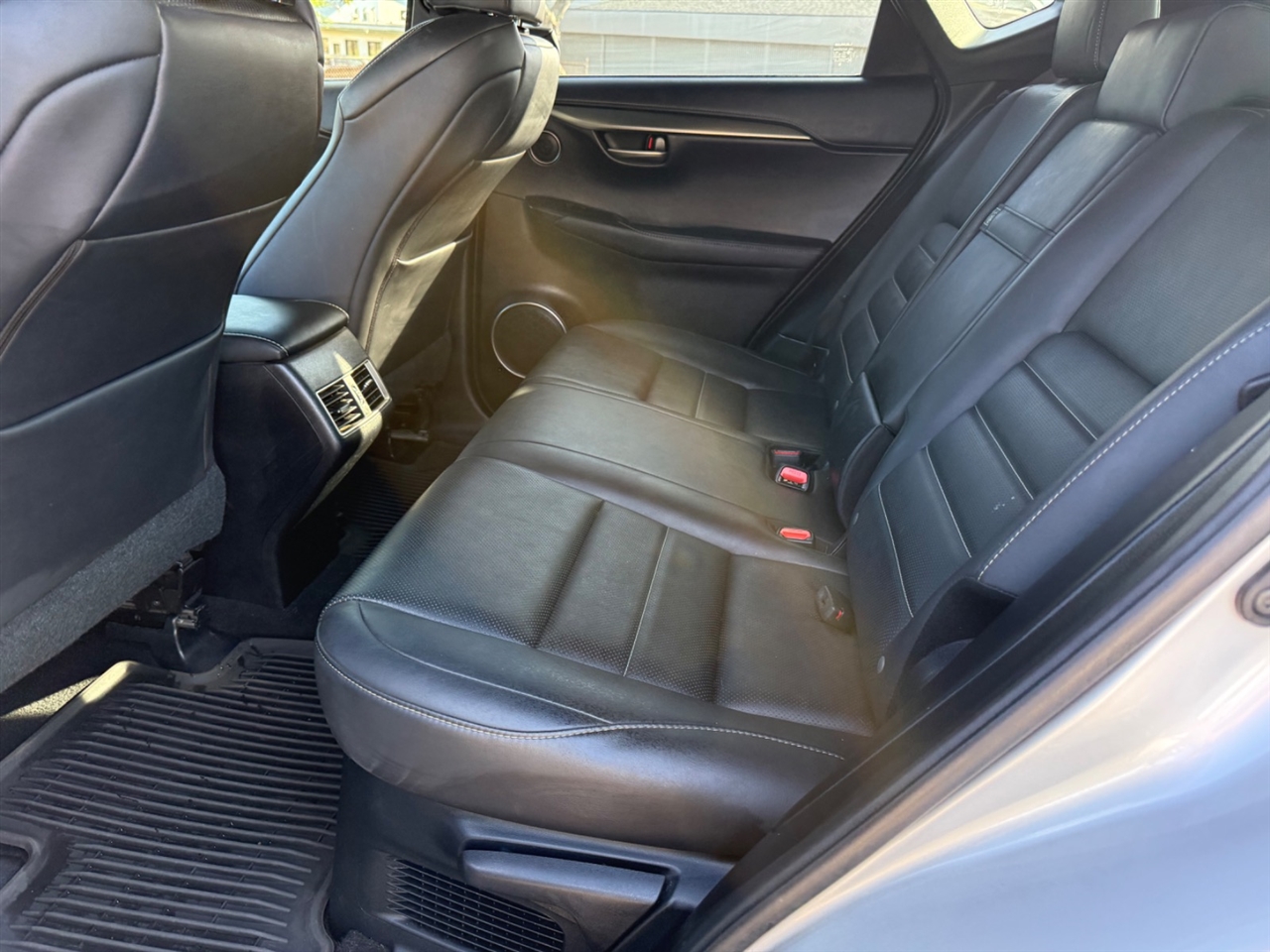 Lexus NX 200t FWD 2016