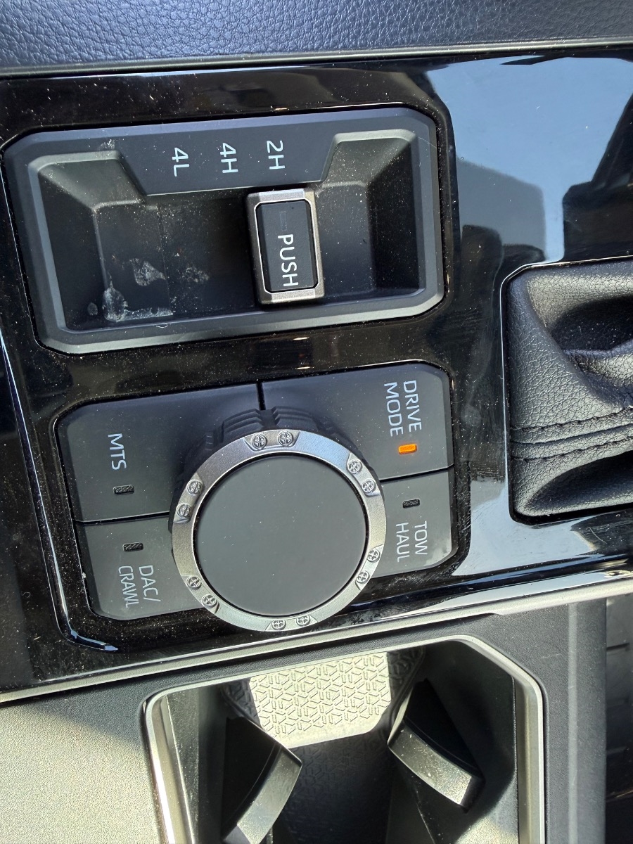 Toyota Tundra SR5 CrewMax 4WD Long Bed 2024