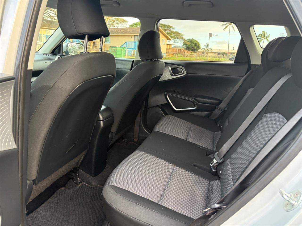 Kia Soul LX CVT 2021