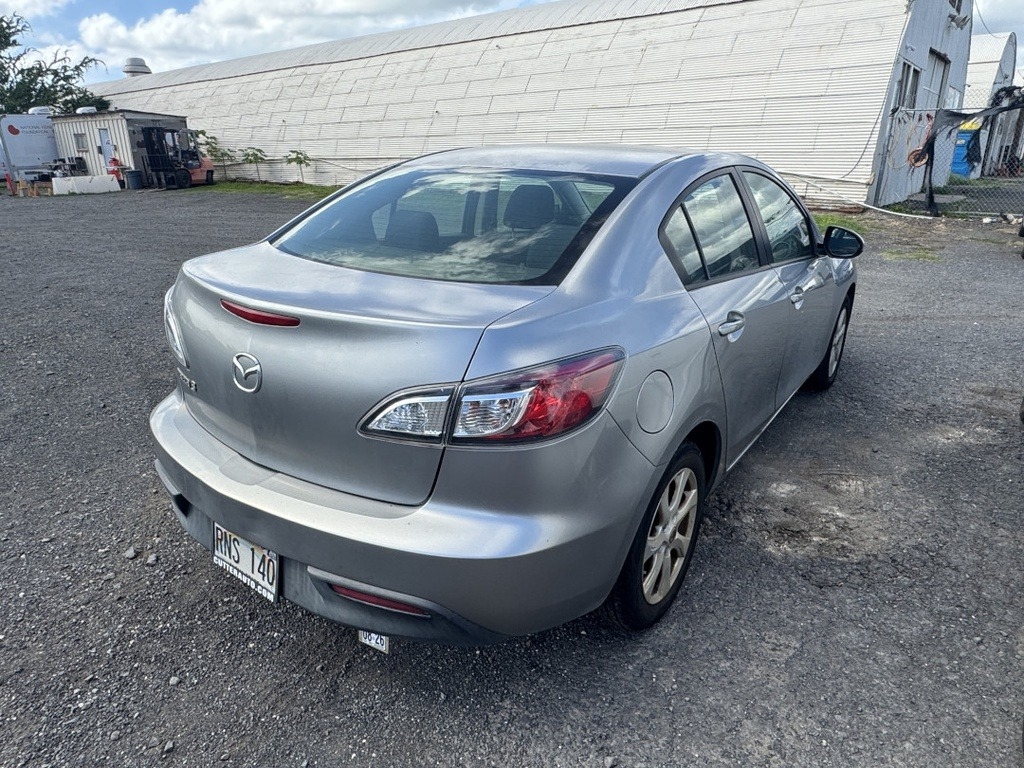 Mazda MAZDA3 i Touring 4-door 2011