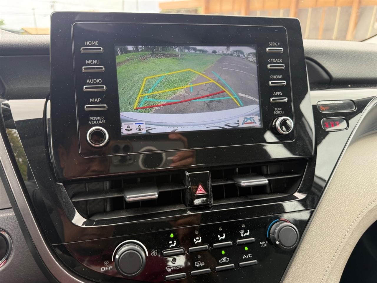 Toyota Camry LE 2021