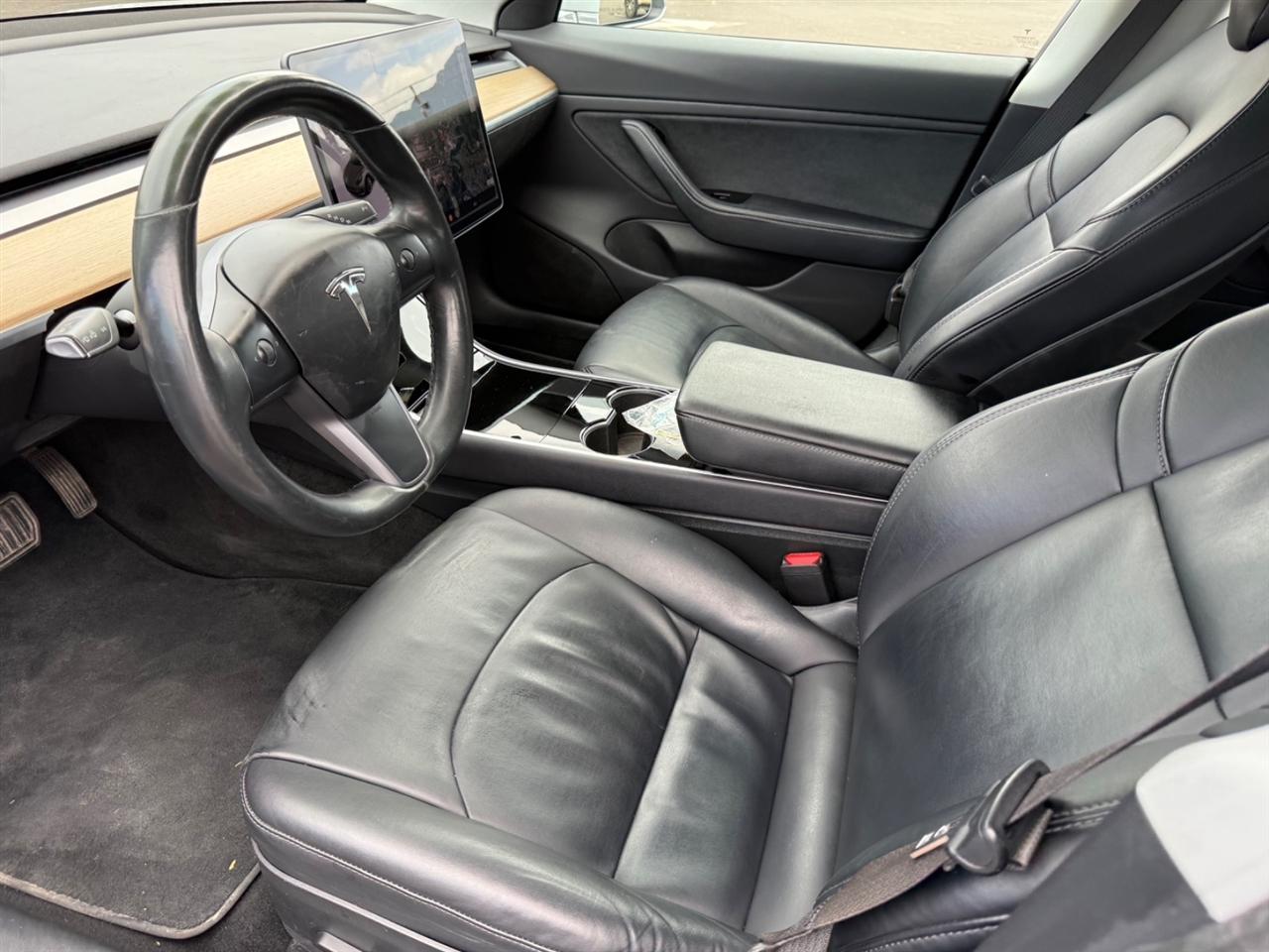 Tesla Model 3 Base 2018