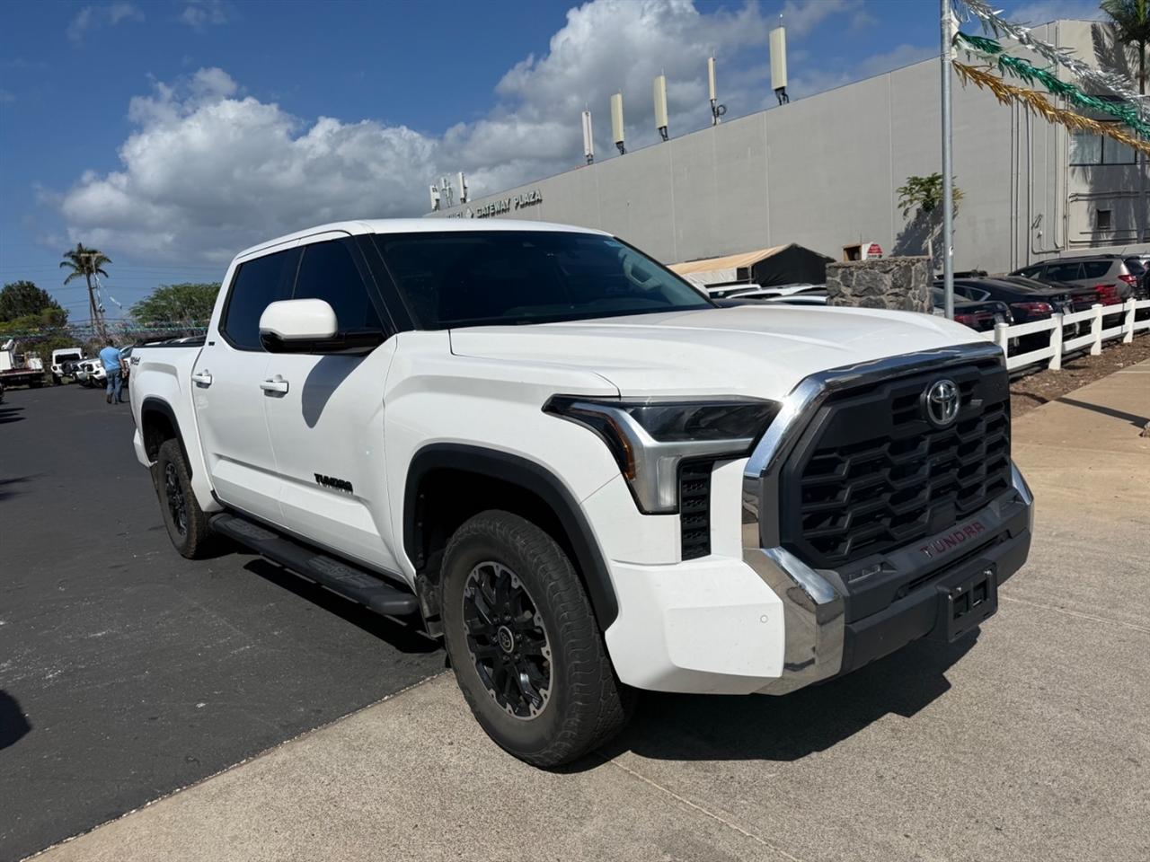 Toyota Tundra SR5 CrewMax 4WD 2023