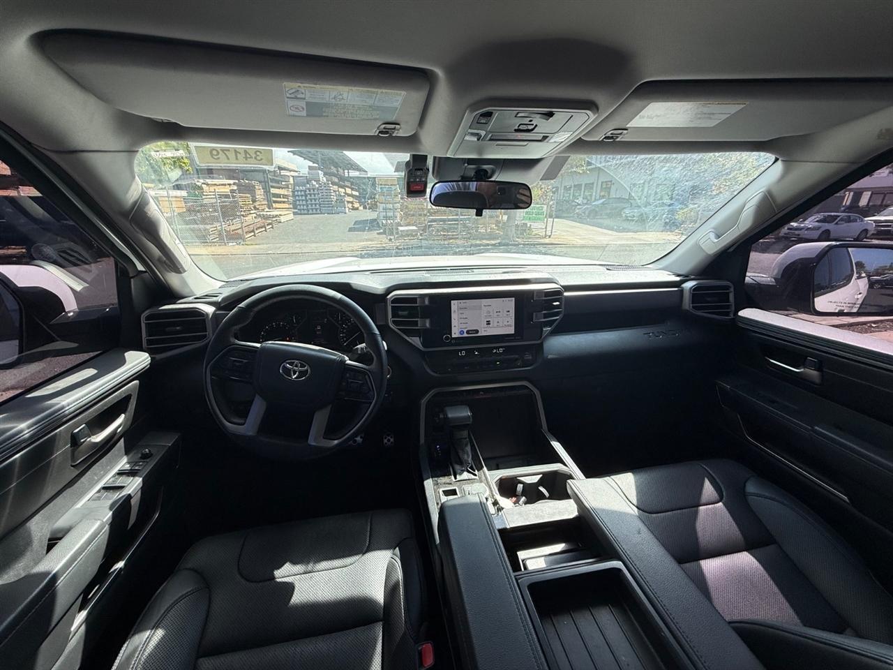 Toyota Tundra SR5 CrewMax 4WD 2023