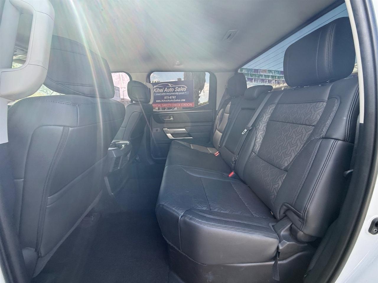 Toyota Tundra SR5 CrewMax 4WD 2023
