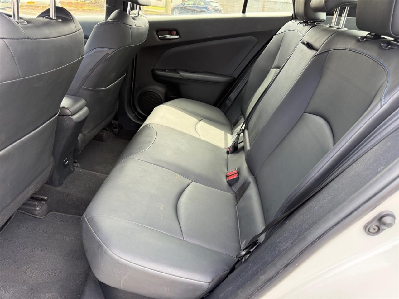 Toyota Prius Two Eco 2017