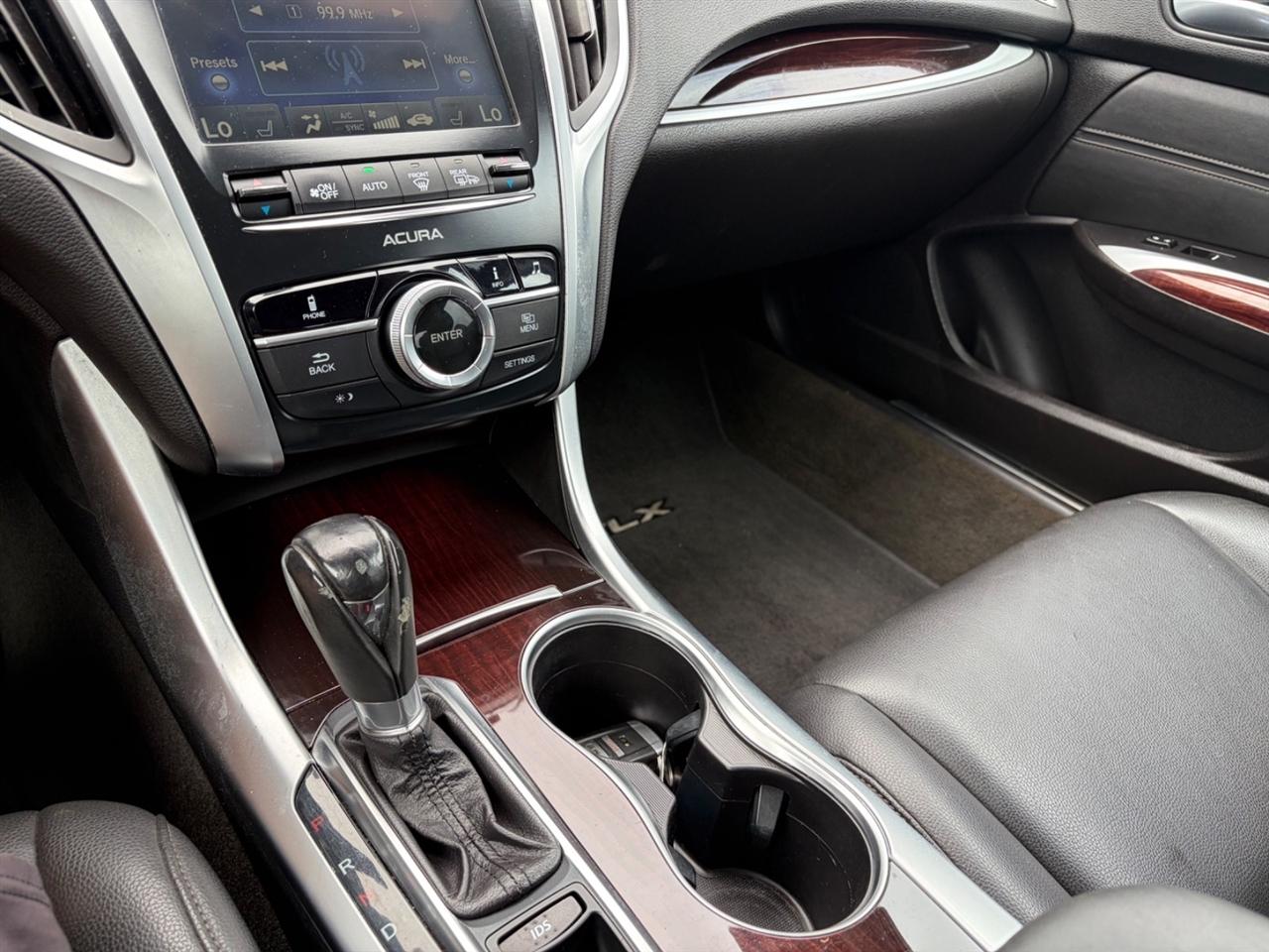 Acura TLX 8-Spd DCT 2015