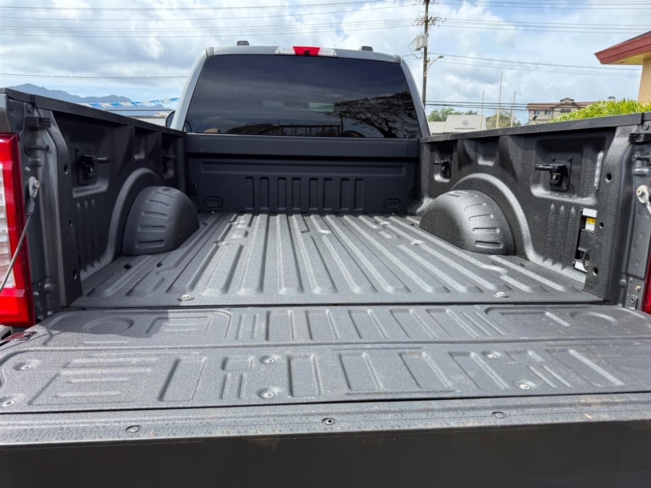 Ford F-250 SD XLT SuperCab 4WD 2023