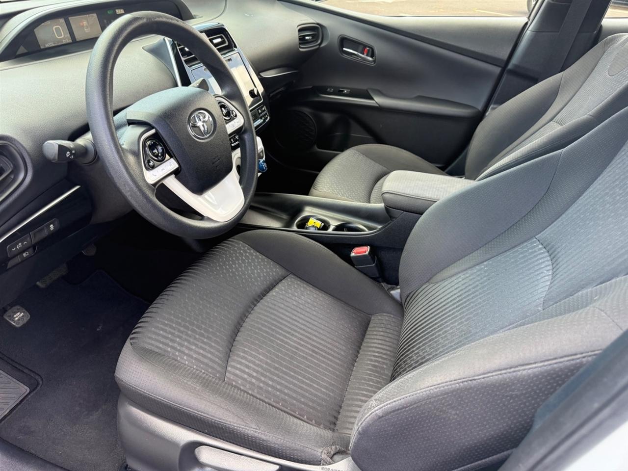 Toyota Prius Two Eco 2018