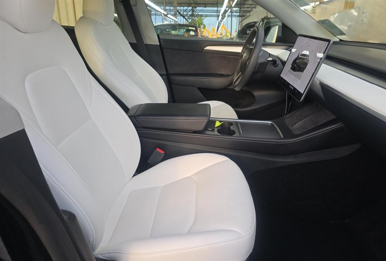 Tesla Model Y Performance 2024