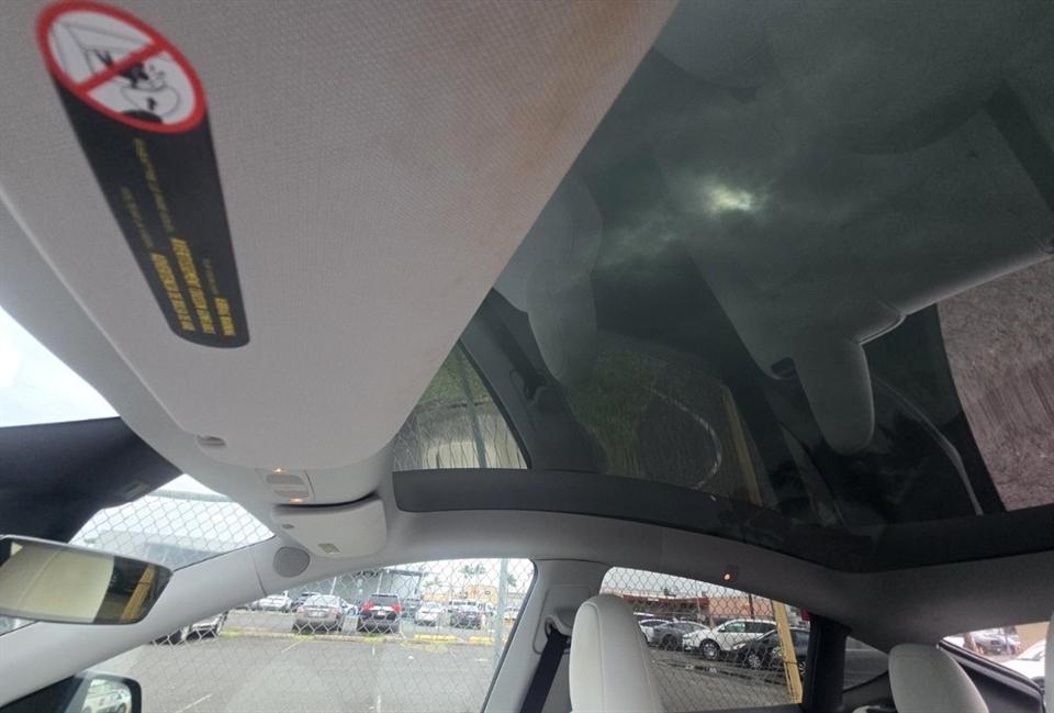 Tesla Model Y Performance 2024