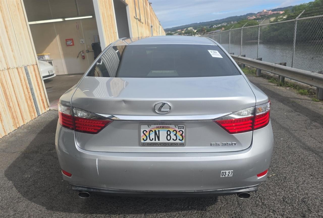 Lexus ES 350 Sedan 2014