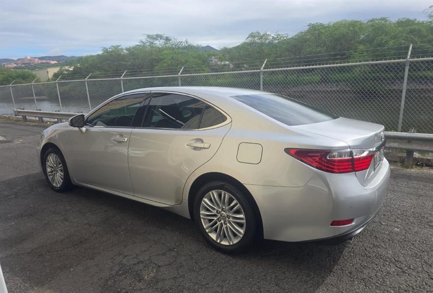 Lexus ES 350 Sedan 2014