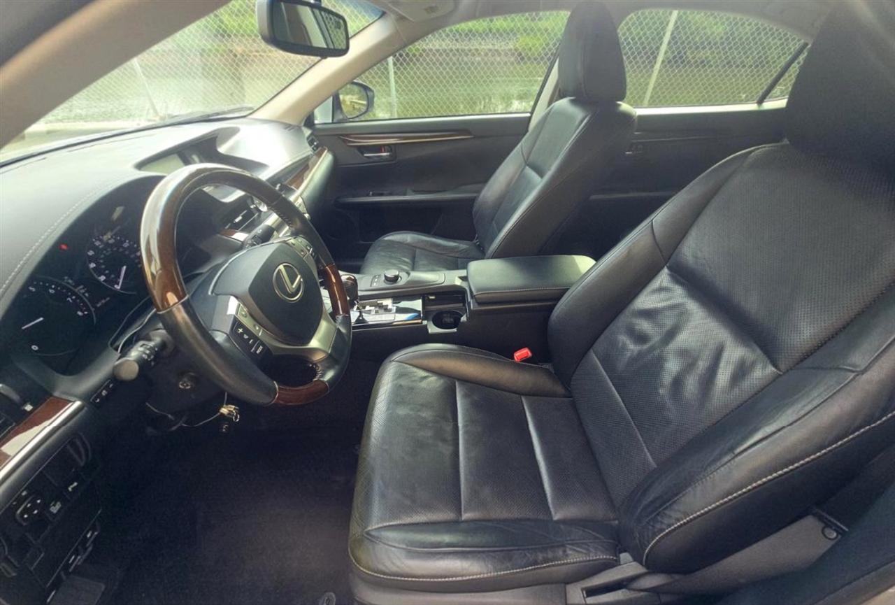 Lexus ES 350 Sedan 2014