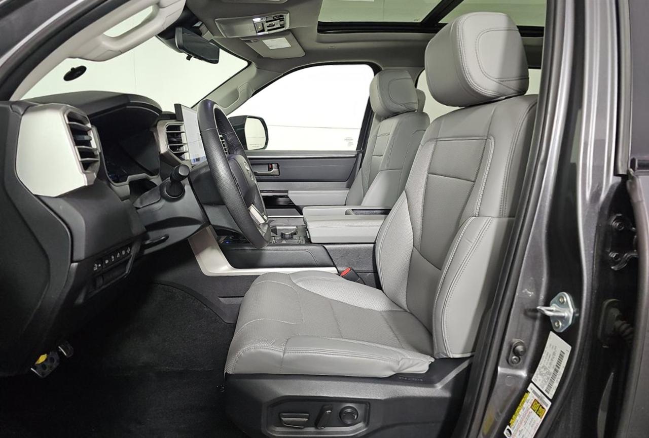 Toyota Tundra Limited CrewMax 4WD 2024