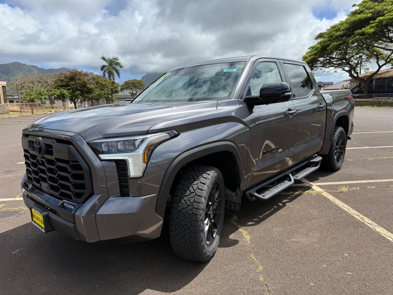 Toyota Tundra Limited CrewMax 4WD 2024