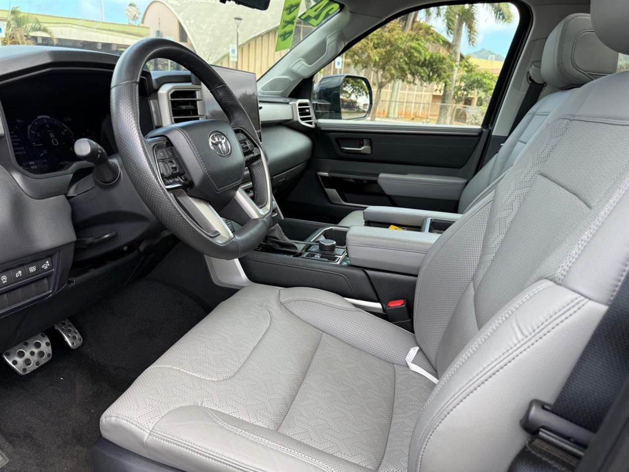 Toyota Tundra Limited CrewMax 4WD 2024