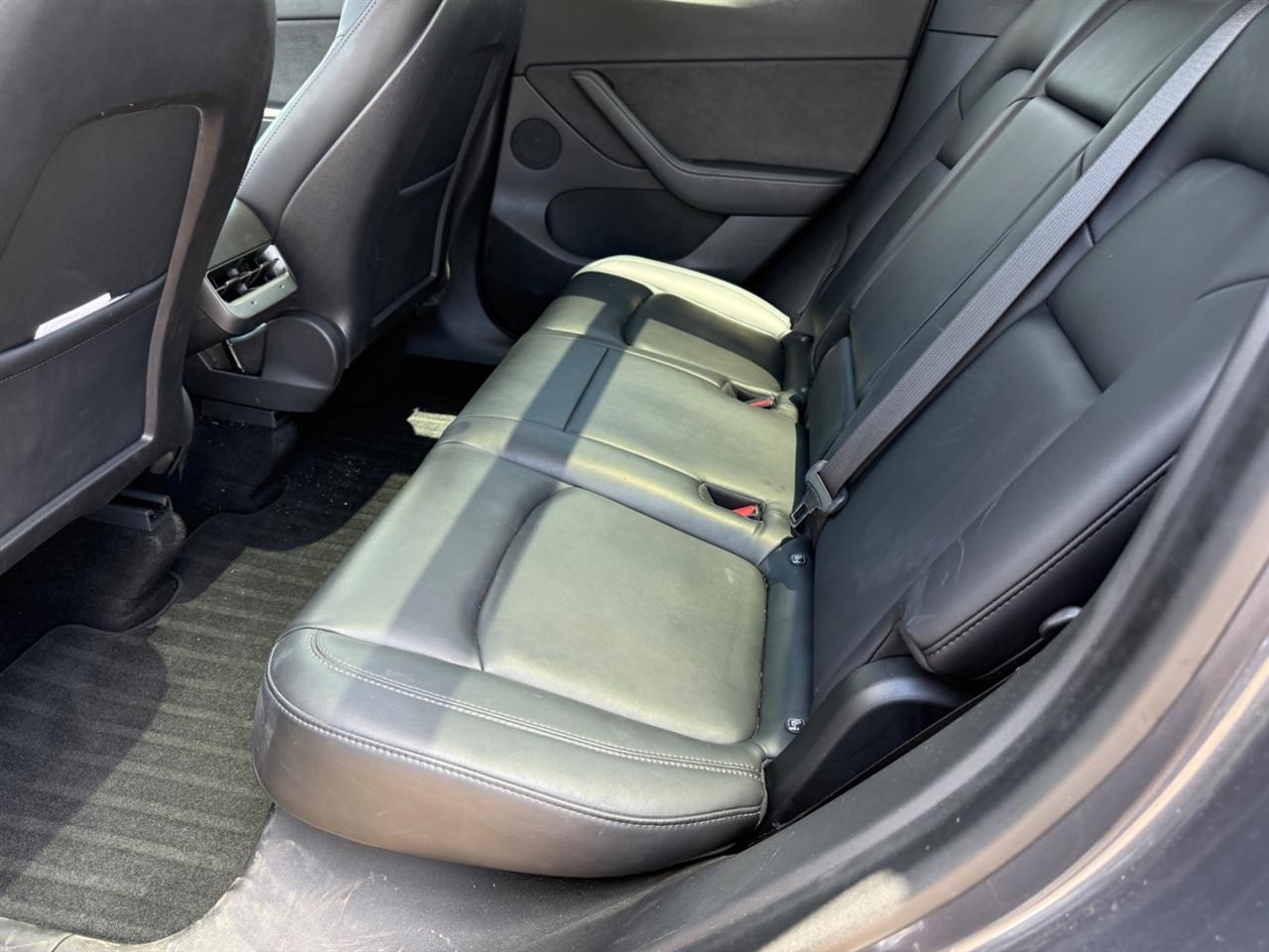 Tesla Model Y Long Range 2021