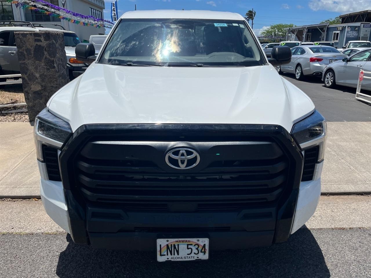 Toyota Tundra SR Double Cab 4WD Long Bed 2024