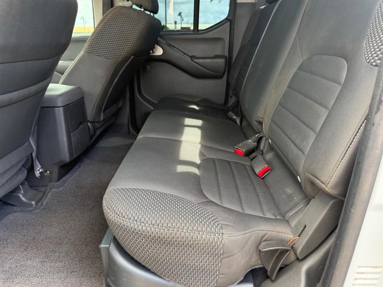 Nissan Frontier SL Crew Cab 5AT 4WD 2018