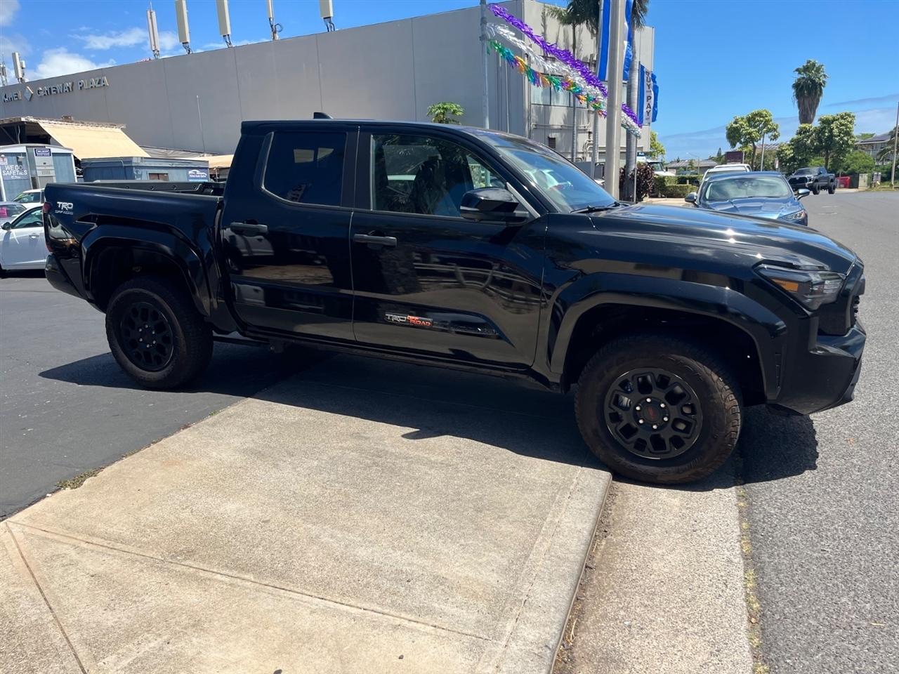 Toyota Tacoma 4WD  2024