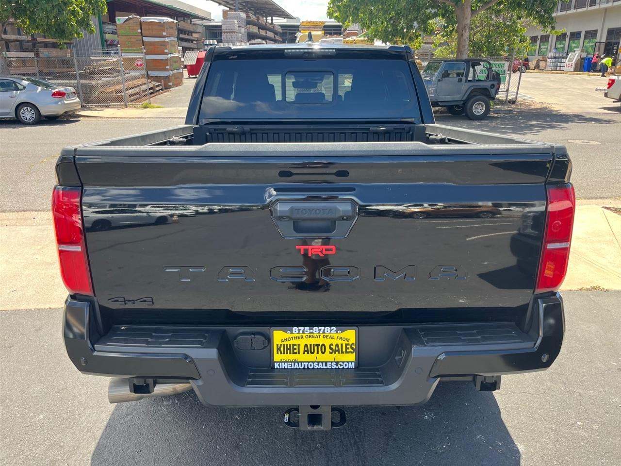 Toyota Tacoma 4WD  2024