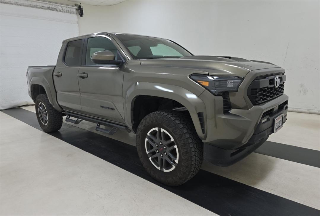 Toyota Tacoma TRD Sport Double Cab 4WD 2025