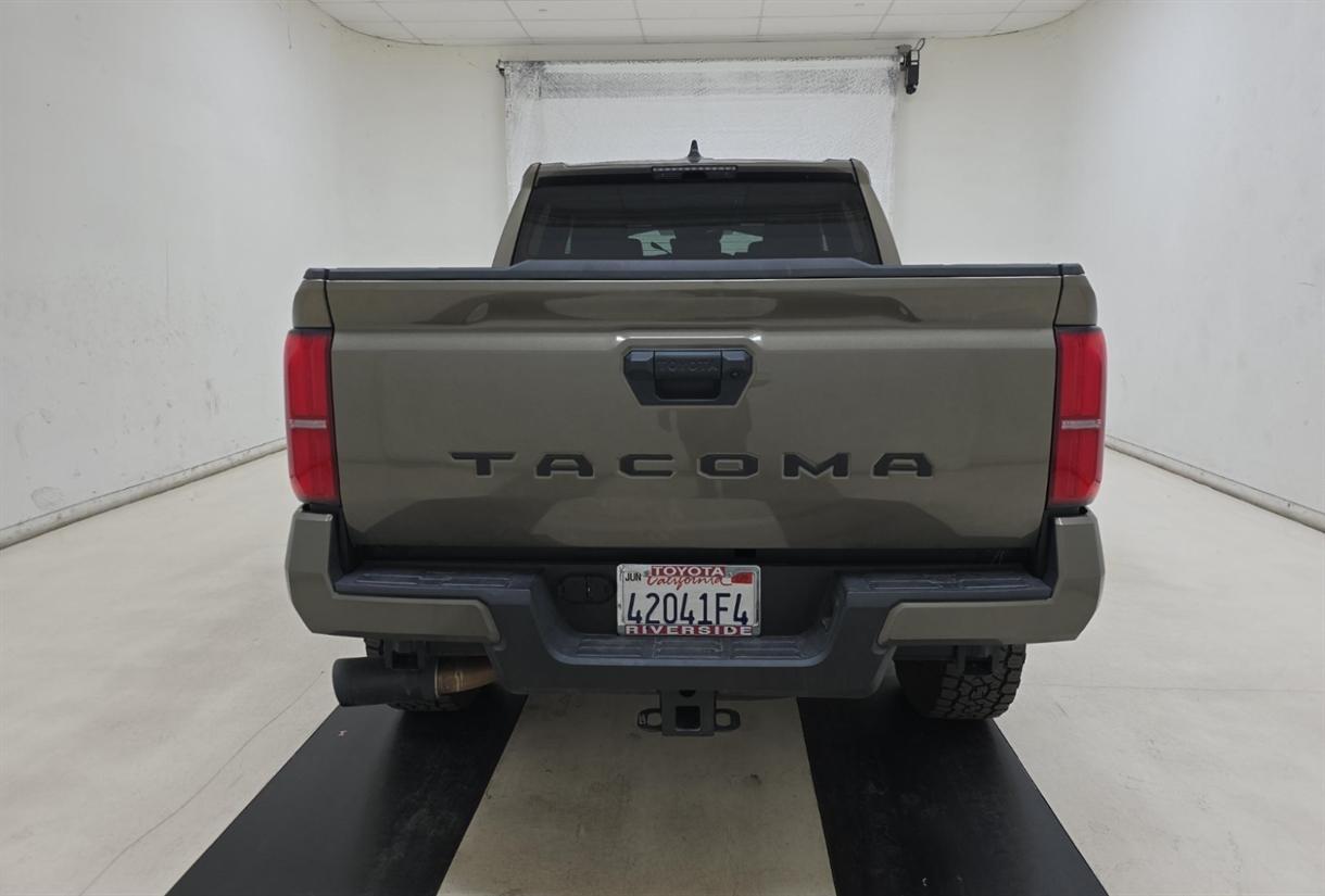 Toyota Tacoma TRD Sport Double Cab 4WD 2025