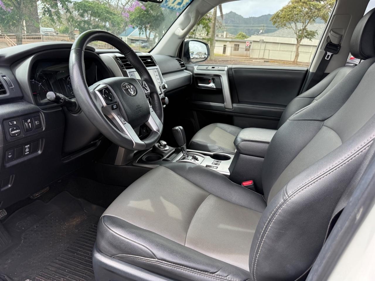 Toyota 4Runner SR5 Premium 4WD 2021