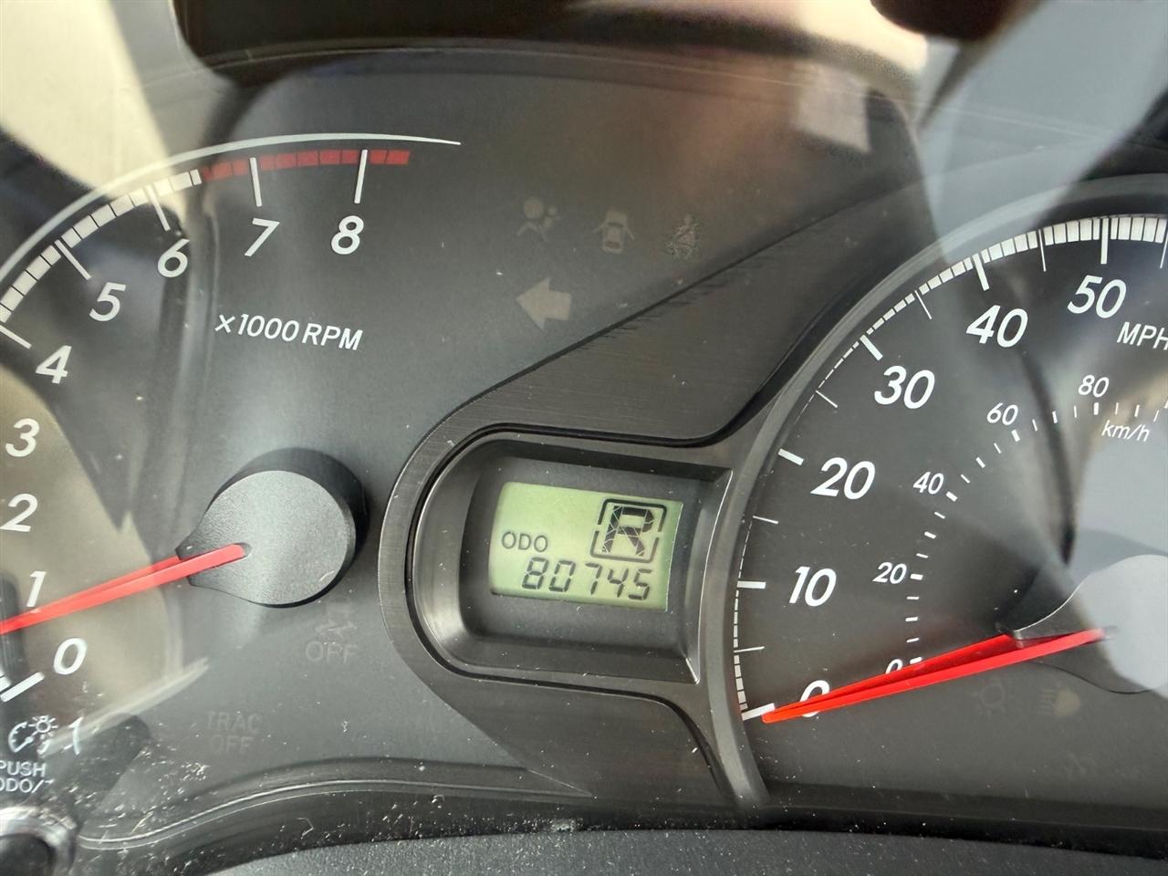 Toyota Sienna LE 8-Pass V6 2011