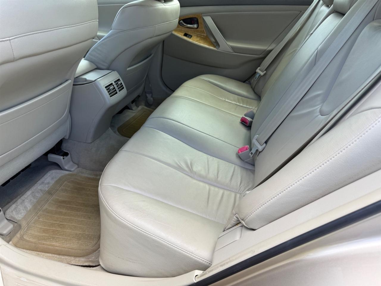 Toyota Camry XLE V6 2007