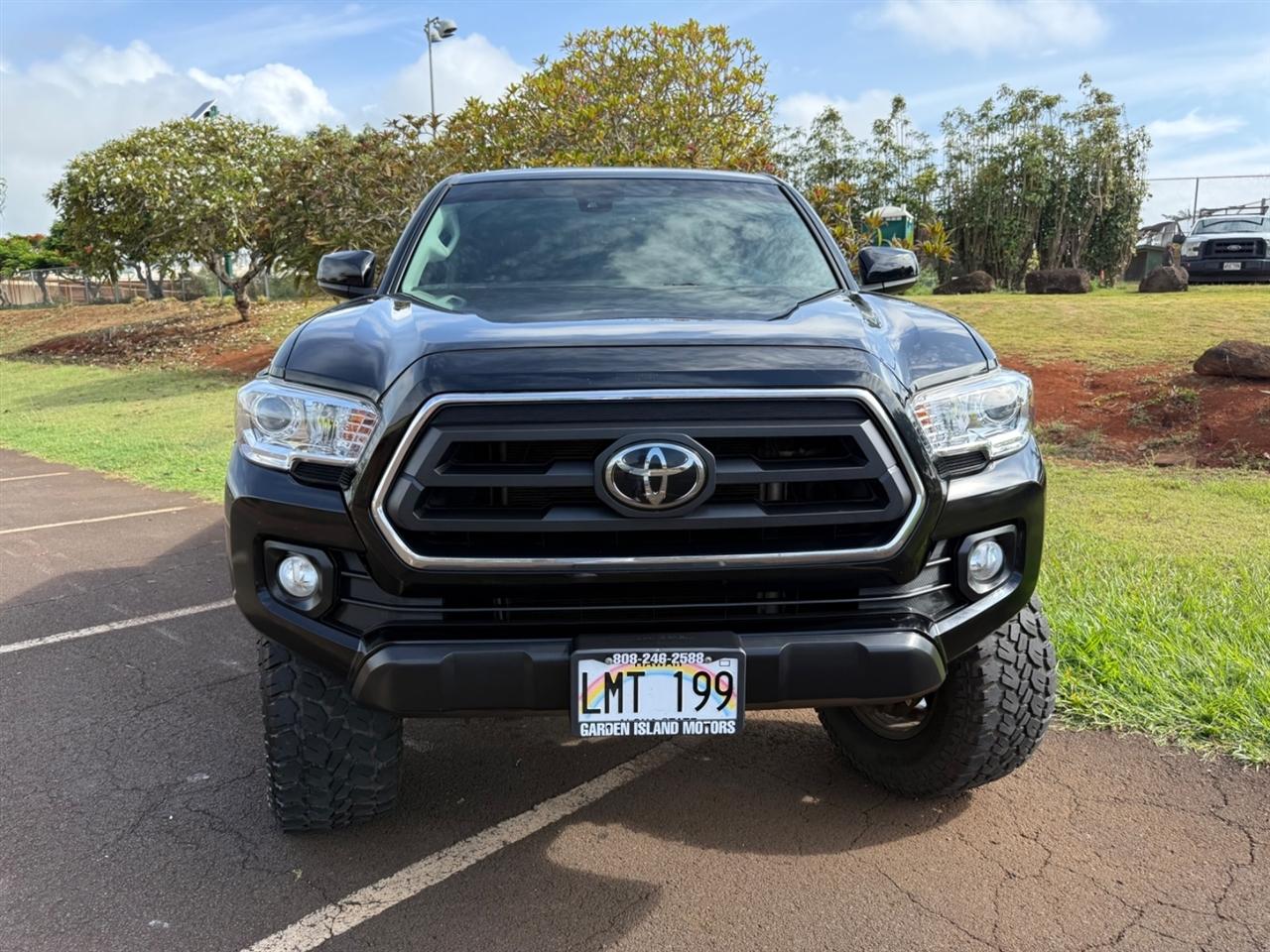 Toyota Tacoma SR5 Double Cab 5' Bed V6 4x4 AT (Natl) 2022