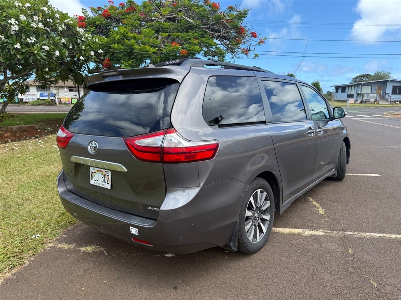Toyota Sienna Limited Premium 7-Passenger 2019