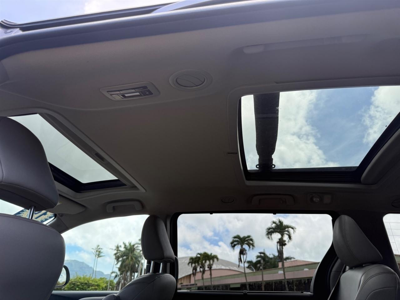 Toyota Sienna Limited Premium 7-Passenger 2019