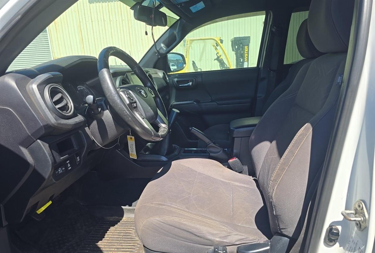 Toyota Tacoma SR5 Double Cab Long Bed V6 6AT 4WD 2016